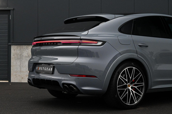 Porsche Cayenne Coupé 3.0 E-Hybrid *Burmester 3D / Luchtvering / Stoelventilatie / Soft-Close / Bijrijders-display / HUD / Keyless*