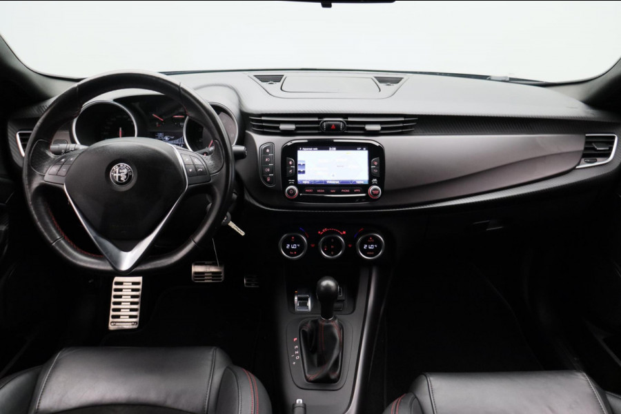 Alfa Romeo Giulietta 241pk Turbo *Veloce* Leder Navigatie Trekhaak