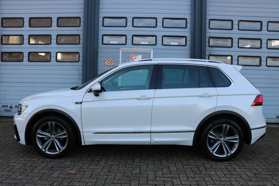 Volkswagen Tiguan 1.5 TSI ACT Highline R-line Autom Panodak Virtual cockpit Navi Led T-haak Bj:2020