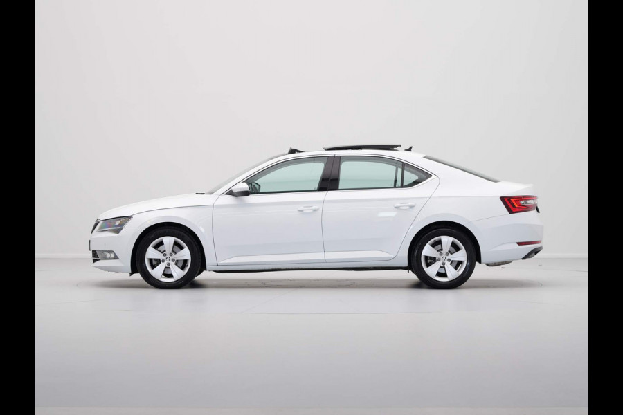 Škoda Superb 1.5 TSI 150pk DSG Ambition Business Panorama Navigatie Camera Stoelverwarming 193