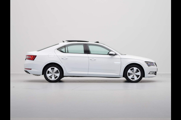 Škoda Superb 1.5 TSI 150pk DSG Ambition Business Panorama Navigatie Camera Stoelverwarming 193