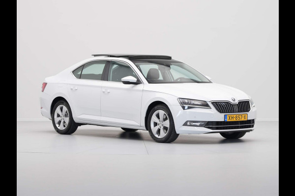 Škoda Superb 1.5 TSI 150pk DSG Ambition Business Panorama Navigatie Camera Stoelverwarming 193