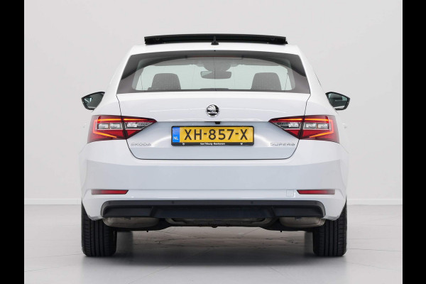 Škoda Superb 1.5 TSI 150pk DSG Ambition Business Panorama Navigatie Camera Stoelverwarming 193