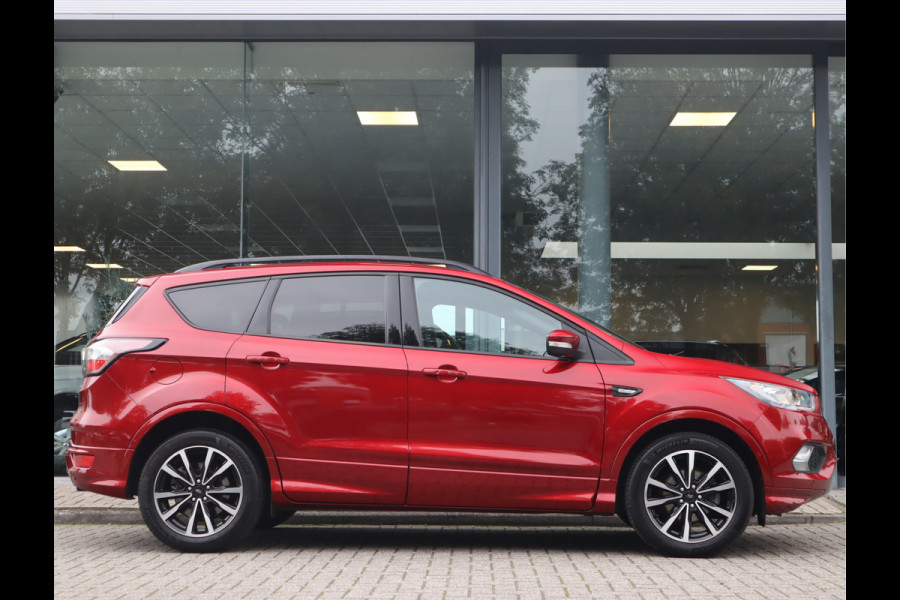 Ford Kuga 1.5 150 PK EcoBoost ST Line / Trekhaak