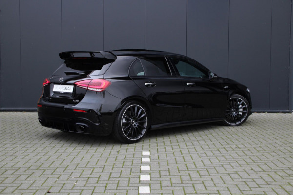 Mercedes-Benz A-Klasse AMG 35 4MATIC Premium Plus | Performance seats | Multibeam | Burmester