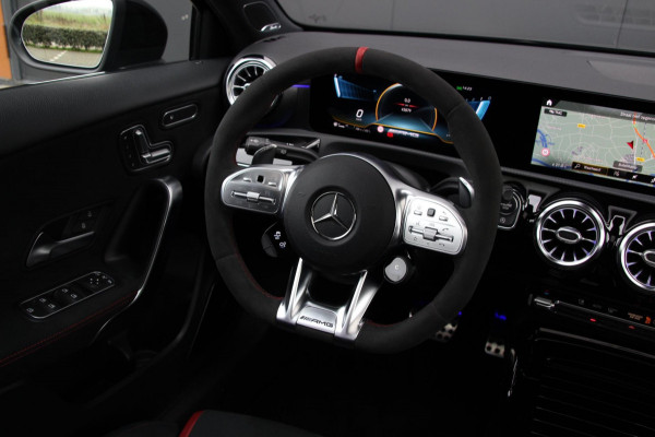 Mercedes-Benz A-Klasse AMG 35 4MATIC Premium Plus | Performance seats | Multibeam | Burmester