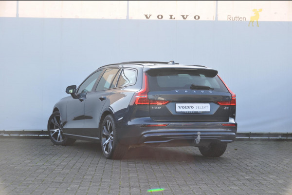 Volvo V60 163pk B3 Ultimate Dark / Adoptieve Cruise control / Pilot Assist / Semi elektrische trekhaak / 360 camera / Apple Carplay/ Panoramisch schuif-kanteldak / Stoel- en stuurwielverwarming/ Elektrisch verstelbare stoelen met geheugen /