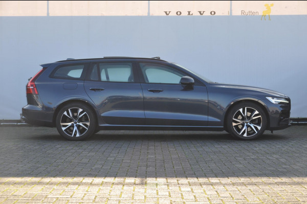 Volvo V60 163pk B3 Ultimate Dark / Adoptieve Cruise control / Pilot Assist / Semi elektrische trekhaak / 360 camera / Apple Carplay/ Panoramisch schuif-kanteldak / Stoel- en stuurwielverwarming/ Elektrisch verstelbare stoelen met geheugen /