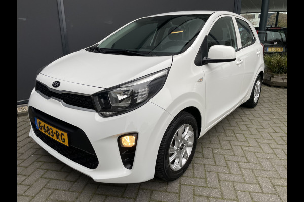 Kia Picanto 1.0 MPi DynamicPlusLine Climate control - Cruise control - Navi - A-uitrijcamera - MF-lederen stuurwiel - Ramen E-voor en achter - Apple CP/Android auto - A-bank in delen neerklapbaar