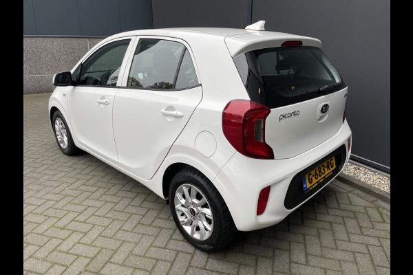 Kia Picanto 1.0 MPi DynamicPlusLine Climate control - Cruise control - Navi - A-uitrijcamera - MF-lederen stuurwiel - Ramen E-voor en achter - Apple CP/Android auto - A-bank in delen neerklapbaar