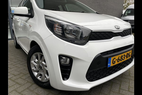 Kia Picanto 1.0 MPi DynamicPlusLine Climate control - Cruise control - Navi - A-uitrijcamera - MF-lederen stuurwiel - Ramen E-voor en achter - Apple CP/Android auto - A-bank in delen neerklapbaar