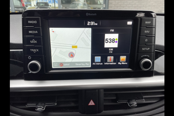 Kia Picanto 1.0 MPi DynamicPlusLine Climate control - Cruise control - Navi - A-uitrijcamera - MF-lederen stuurwiel - Ramen E-voor en achter - Apple CP/Android auto - A-bank in delen neerklapbaar