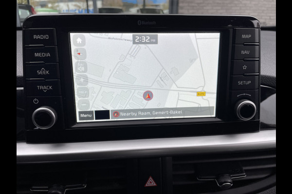 Kia Picanto 1.0 MPi DynamicPlusLine Climate control - Cruise control - Navi - A-uitrijcamera - MF-lederen stuurwiel - Ramen E-voor en achter - Apple CP/Android auto - A-bank in delen neerklapbaar