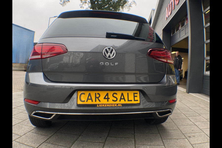 Volkswagen Golf 1.0 TSI Comfortline Business - Navigatie I Airco I LED I PDC I Sport velgen I Dealer onderhouden