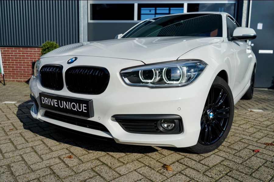 BMW 1-serie 118i High Executive, Origineel Nederlands! Navi Prof., Leder, Trekhaak, Parkeersensoren V+A, DAB, Premium HiFi, LED