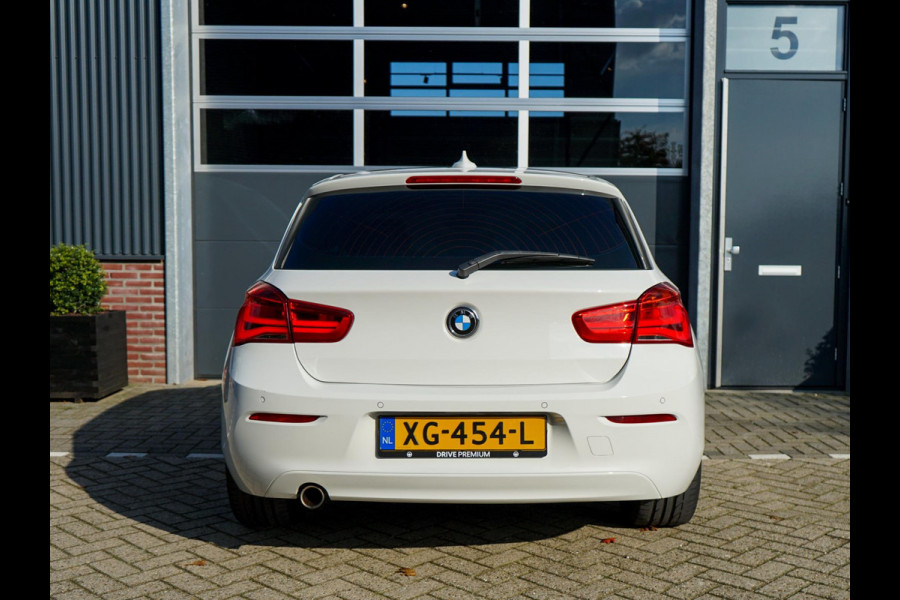 BMW 1-serie 118i High Executive, Origineel Nederlands! Navi Prof., Leder, Trekhaak, Parkeersensoren V+A, DAB, Premium HiFi, LED