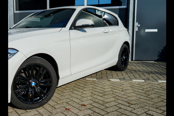 BMW 1-serie 118i High Executive, Origineel Nederlands! Navi Prof., Leder, Trekhaak, Parkeersensoren V+A, DAB, Premium HiFi, LED