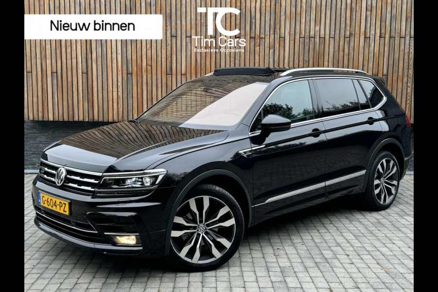 Volkswagen Tiguan Allspace 1.5 TSI R-line Automaat | Panoramadak | Stoelverwarming | Velours bekleding | LED verlichting | Dodehoek detectie | 20 inch lich