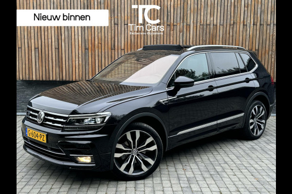 Volkswagen Tiguan Allspace 1.5 TSI R-line Automaat | Panoramadak | Stoelverwarming | Velours bekleding | LED verlichting | Dodehoek detectie | 20 inch lich