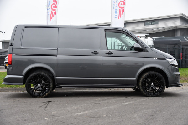 Volkswagen Transporter 2.0 TDI L1H1 PB Edition Highline Camera, Cruise, Carplay, LED, Stoelverwarming, Automaat, Multimedia, Sensoren, Standkachel, 150PK, UNIEK!