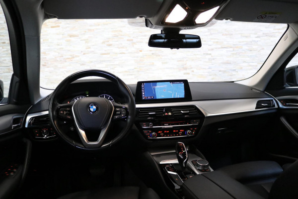 BMW 5 Serie 540i High Executive DEALER OH | NL AUTO | NAP | HUD | NAVI |