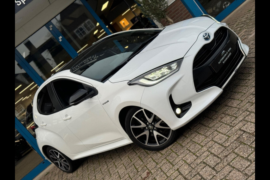 Toyota Yaris 1.5 Hybrid Launch Edition 2021 AUT PANO NAP BTW