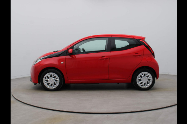 Toyota Aygo 73pk VVT-i x-play limited Airco | Camera | Carplay | Cruisecontrol | 5-Deurs