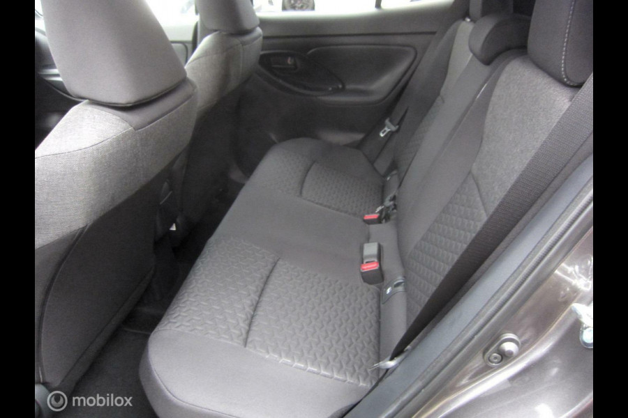 Toyota Yaris Cross 1.5 Hybrid 130 Dynamic Teamplayer Winterpack