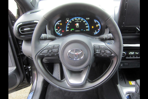 Toyota Yaris Cross 1.5 Hybrid 130 Dynamic Teamplayer Winterpack