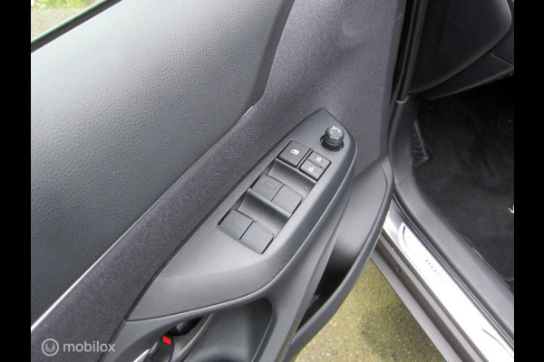 Toyota Yaris Cross 1.5 Hybrid 130 Dynamic Teamplayer Winterpack