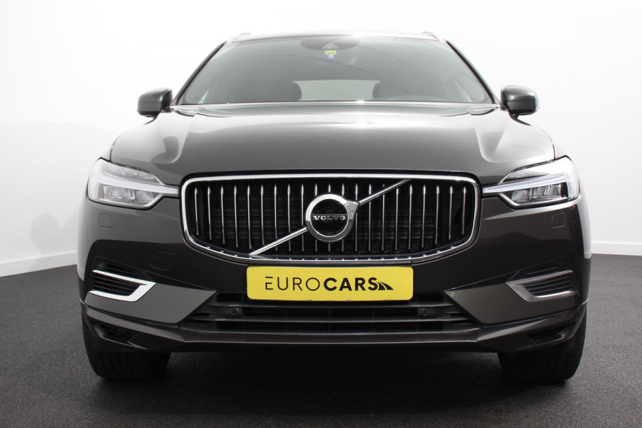 Volvo XC60 2.0 Recharge T6 AWD PLug in Hybrid Inscription | Panorama dak | Navigatie | Climate Control | Trekhaak | 19" Lichtmetalen Velgen | Leder | Winter pakket | Extra Getint glas