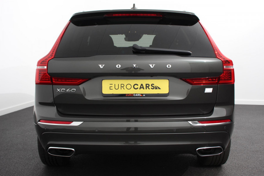 Volvo XC60 2.0 Recharge T6 AWD PLug in Hybrid Inscription | Panorama dak | Navigatie | Climate Control | Trekhaak | 19" Lichtmetalen Velgen | Leder | Winter pakket | Extra Getint glas