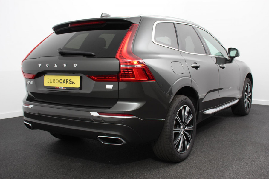 Volvo XC60 2.0 Recharge T6 AWD PLug in Hybrid Inscription | Panorama dak | Navigatie | Climate Control | Trekhaak | 19" Lichtmetalen Velgen | Leder | Winter pakket | Extra Getint glas