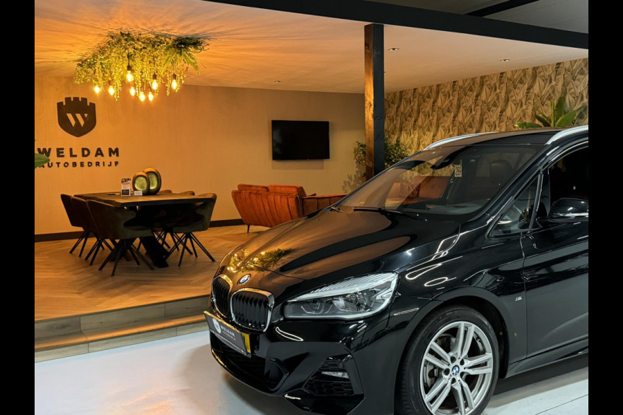 BMW 2 Serie Gran Tourer 218i 7p. M-Pakket Sport Garantie Leder Xenon Automaat Navigatie Rijklaar