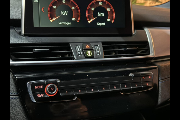 BMW 2 Serie Gran Tourer 218i 7p. M-Pakket Sport Garantie Leder Xenon Automaat Navigatie Rijklaar