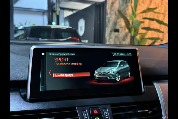 BMW 2 Serie Gran Tourer 218i 7p. M-Pakket Sport Garantie Leder Xenon Automaat Navigatie Rijklaar