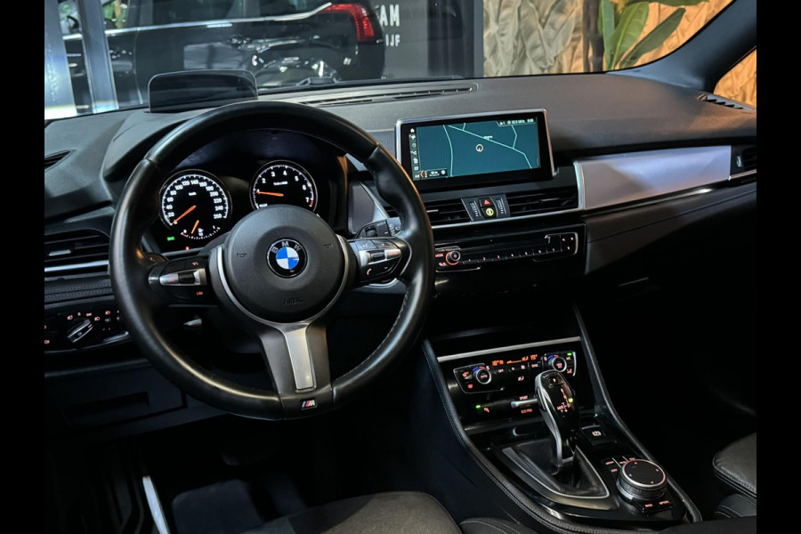 BMW 2 Serie Gran Tourer 218i 7p. M-Pakket Sport Garantie Leder Xenon Automaat Navigatie Rijklaar