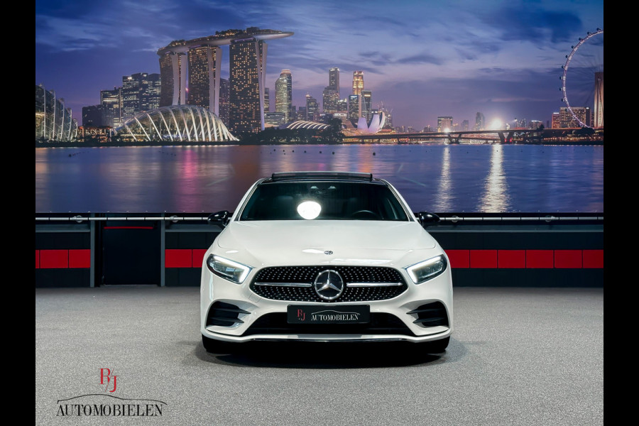 Mercedes-Benz A-Klasse A180 AMG |Memory|Sfeer|Panorama|360Camera