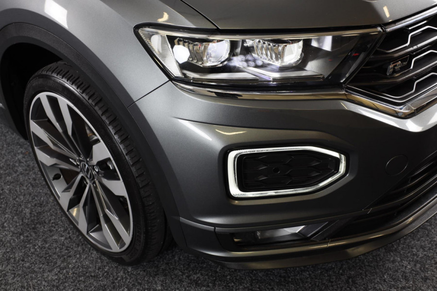 Volkswagen T-Roc 1.5 TSI Sport Business R Line / AUT / Virtual Cockpit / Acc / Lane Assist / Dode Hoek / Sfeerverlichting / Panora