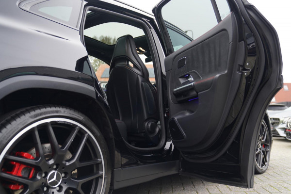 Mercedes-Benz GLA AMG 45 S 4MATIC+ Pano | Kuipstoelen | Carbon | Sfeerverlichting | Sport onderstel | 422 PK |