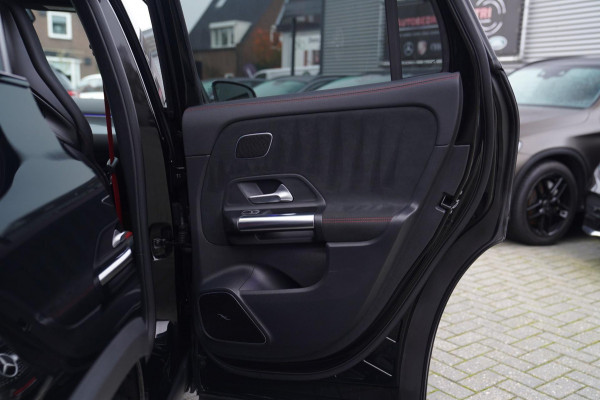 Mercedes-Benz GLA AMG 45 S 4MATIC+ Pano | Kuipstoelen | Carbon | Sfeerverlichting | Sport onderstel | 422 PK |