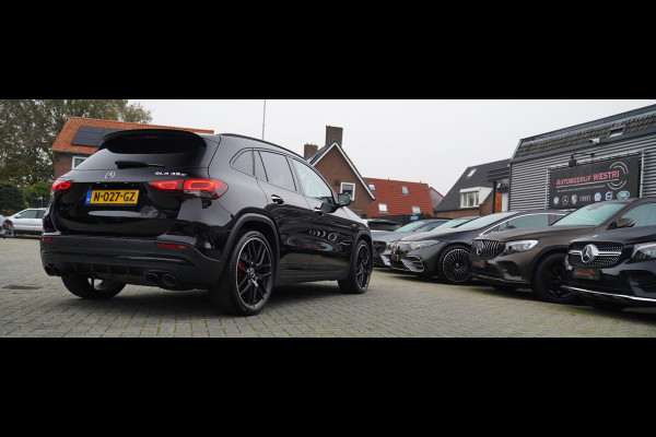 Mercedes-Benz GLA AMG 45 S 4MATIC+ Pano | Kuipstoelen | Carbon | Sfeerverlichting | Sport onderstel | 422 PK |