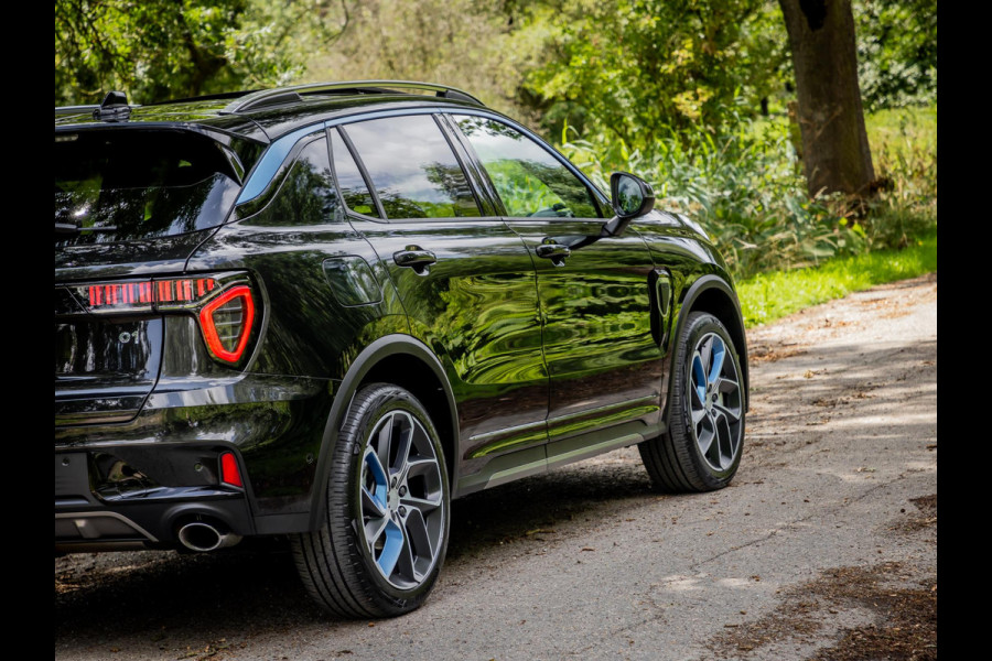 Lynk & Co 01 1.5 Plug-In Hybrid 262pk Trekhaak|Panoramadak|Adaptive Cruise Control