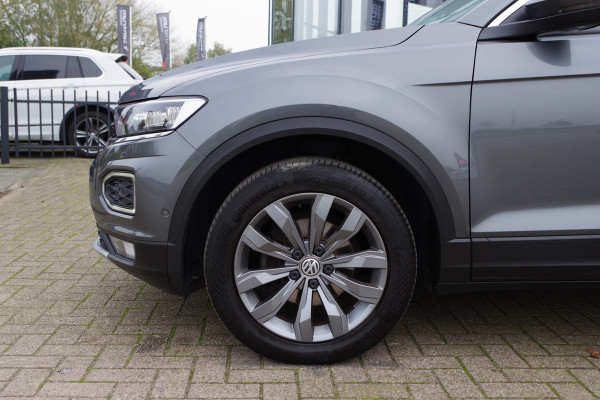 Volkswagen T-Roc 1.5 TSI 150 PK Automaat Style Business, Camera, Apple-Carplay, Adap. Cruise Control, DAB, Climate Control