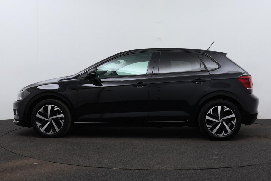 Volkswagen Polo 1.0 TSI Highline Automaat (NAVI, CLIMA, CARPLAY, PARKEERSENSOREN, STUURBEDIENING, 1e EIGENAAR, GOED ONDERHOUDEN)