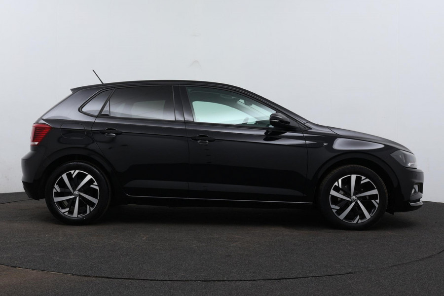 Volkswagen Polo 1.0 TSI Highline Automaat (NAVI, CLIMA, CARPLAY, PARKEERSENSOREN, STUURBEDIENING, 1e EIGENAAR, GOED ONDERHOUDEN)