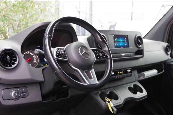 Mercedes-Benz Sprinter 319 3.0 CDI V6 AUT. TREKHAAK, CAMERA, ADAPT. CRUISE, LEDER STUUR, PARKEERSENSOREN, APPLE CARPLAY