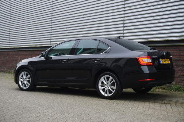 Škoda Octavia 1.0 TSI 116PK Style Business/Camera/ 17Inch./Canton geluidsinstallatie.