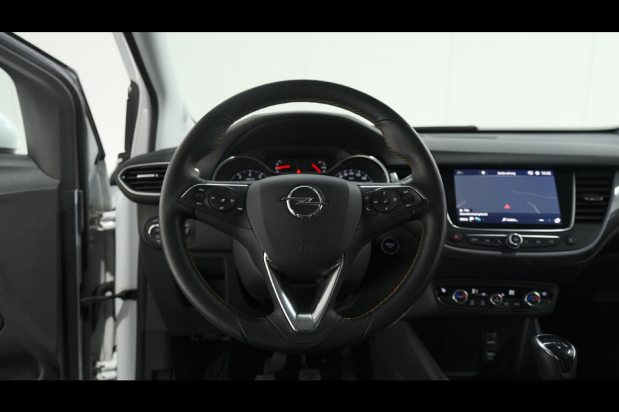 Opel Crossland X 110 Turbo Innovation | Camera | Dodehoekdetectie | Navigatie | Pack Winter