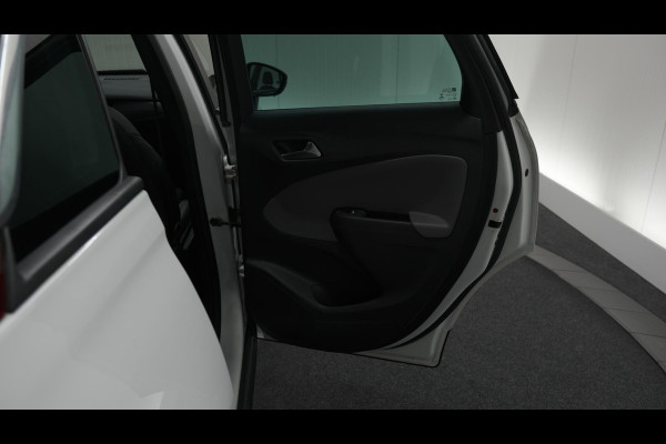 Opel Crossland X 110 Turbo Innovation | Camera | Dodehoekdetectie | Navigatie | Pack Winter